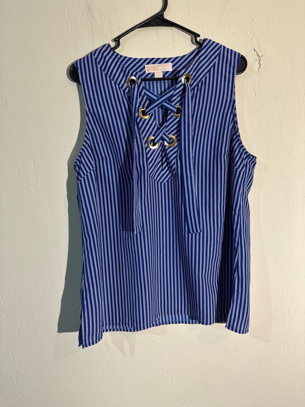 Michael Michael Kors blue and white striped tie front sleeveless tank top large
